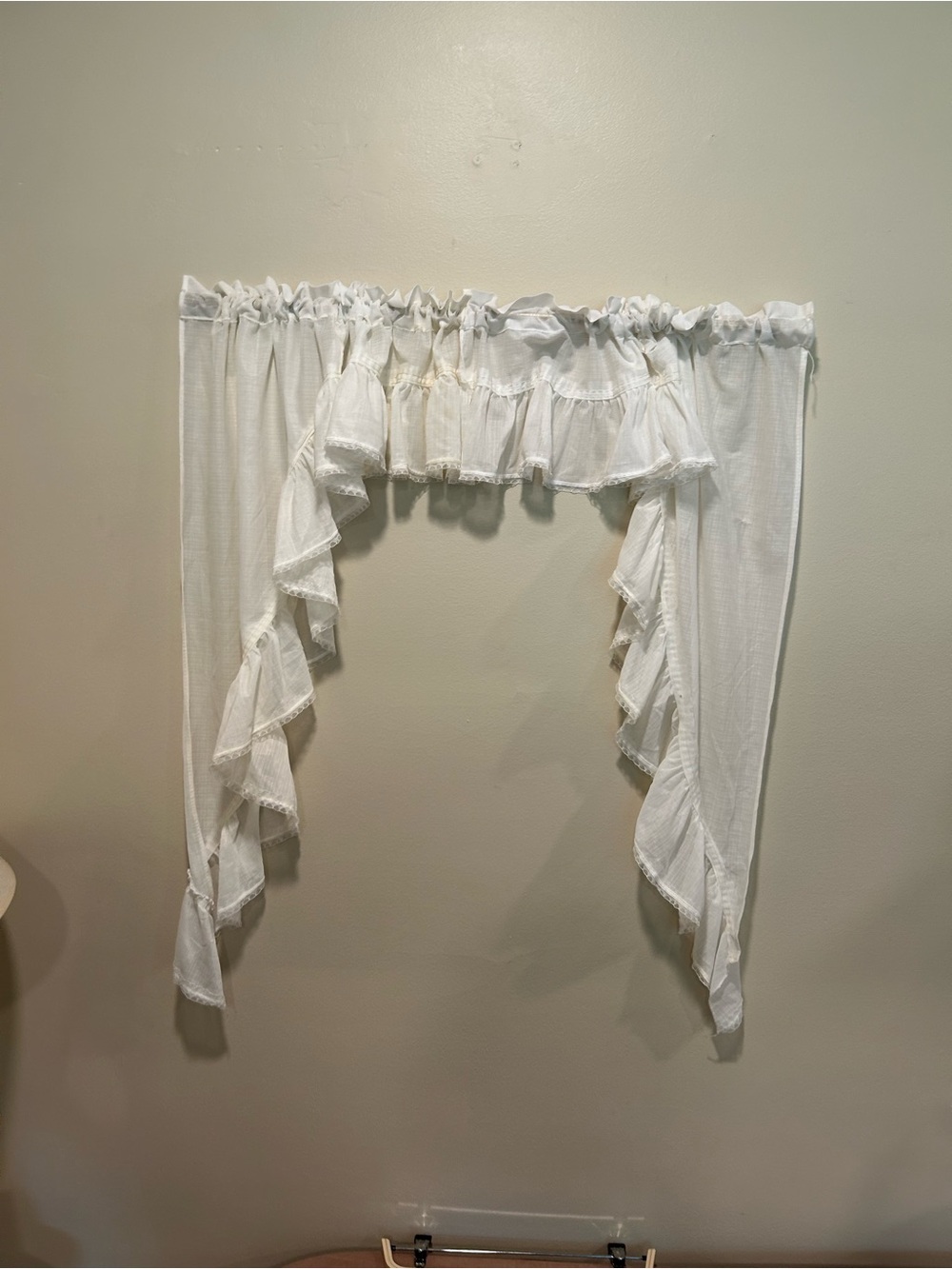 White Ruffled Sheer Window Valance - Picture 5 of 8